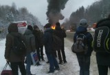 Школьники чуть не сгорели в автобусе на трассе Вологда-Новая Ладога