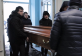 Застреленного в ночном клубе Дениса Раздрогова сегодня похоронили в Великом Устюге