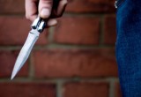 15-летний подросток пытался зарезать ножом своего 17-летнего знакомого 