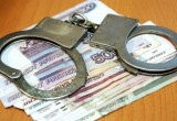 Молодая вологжанка украла у пенсионерки 10 тысяч рублей 