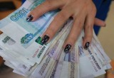 Вологодская область оказалась третьей с конца по уровню зарплат в СЗФО