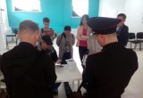 В вологодском штабе Навального полицейские изымают агитационную литературу (Трансляция)