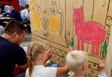 Харовчане раскрасили деревянную «Мегараскраску» по мотивам Василия Белова