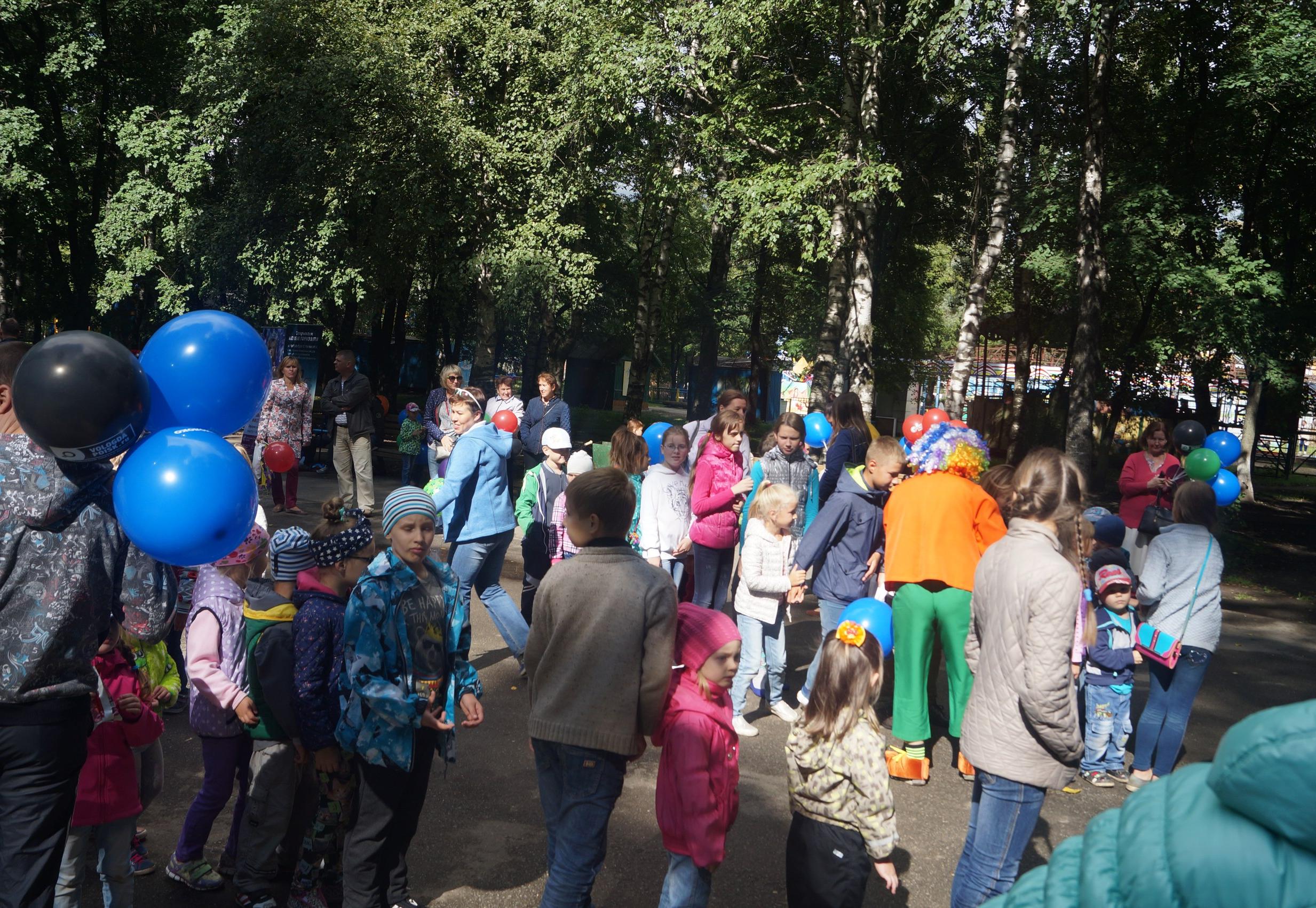 Фестиваль подвижных (дворовых) игр прошел в парке Ветеранов