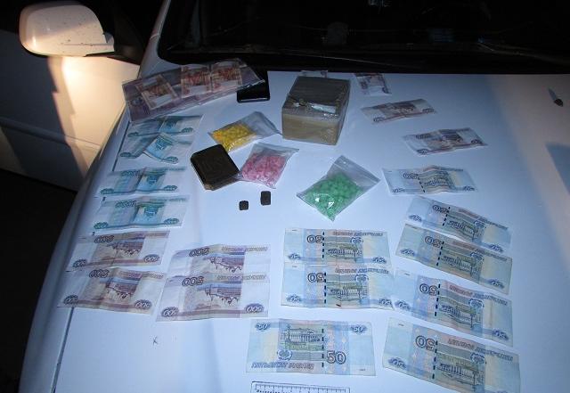 Вологодские полицейские изъяли килограмм гашиша и полтысячи таблеток «экстази»