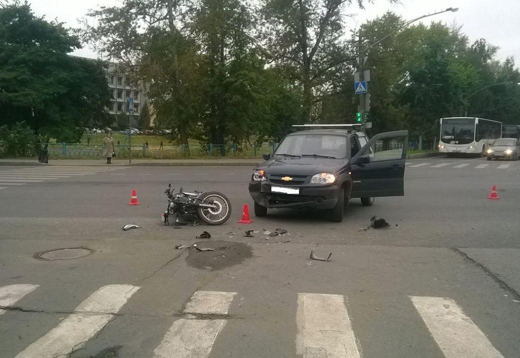 Мотоциклист пострадал в ДТП по вине водителя автомобиля