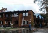 В Вологде ночью сгорел расселенный деревянный дом