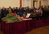 Исаака Подольного сегодня похоронили на Козицынском кладбище