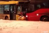 В Череповце столкнулись два автобуса
