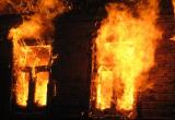 Деревянный дом полностью сгорел в Харовском районе