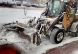Больше 50 спецмашин убирают сегодня снег с улиц Вологды