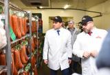 Сергей Воропанов оценил новую линию для выпуска мясных деликатесов на вологодском предприятии