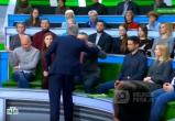 Ведущий Андрей Норкин заставил ответить за хамство украинского политолога в прямом эфире(ВИДЕО) 