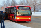 В Череповце пожилая пассажирка автобуса упала в салоне и получила травму