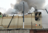В Кемерово разыскивают подростков, которые подожгли торговый центр