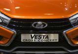 В интернете появились первые живые фото нового кросс-седана Lada Vesta