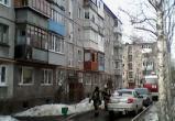 На улице Ветошкина в Вологде тушат пожар в пятиэтажке