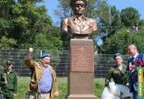 в Череповце открыли памятник отцу десантных войск - Василию Маргеллову