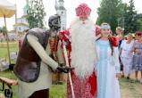 Новосибирская область хочет отнять у Вологодской области Деда Мороза. А Вологодская построит ему новый дворец