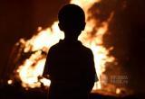 На Вологодчине заживо сгорели мать и дочь: СК начал проверку по факту гибели людей 