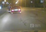 В Вологде пьяный водитель "классики" протащил сотрудника ГИБДД по дороге, но не смог уйти от погони 