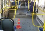 76-летняя вологжанка упала головой об пол в автобусе 