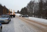 Страшное ДТП на Вологодчине: под Устюгом столкнулись три автомобиля, один из водителей погиб на месте (ФОТО)