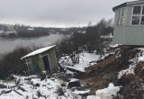 Берег реки Вологды обвалился, подтопленными оказались сразу несколько домов