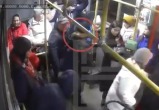 Педофил  чуть не украл ребенка прямо из автобуса в центре Вологды