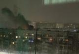 Прямо сейчас черный дым поднимается на улице Северной в Вологде: пожарные расчеты на месте
