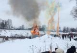Вологжане проводили зиму:Масленица сгорела ярко и быстро(ВИДЕО и ФОТО)