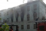Бомжи подожгли брошенное училище в Череповце (ФОТО) 