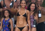 Дженнифер Лопес - 49! Пляжная вечеринка в бикини (фото)