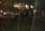 Автобус влетел в линию электропередач в Вологде (ФОТО) 
