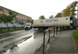 Фура снесла фургон на улице Клубова в Вологде (ФОТО) 