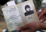 Паспорт Виктора Цоя ушел с молотка за 9 млн.рублей: Аукцион невиданной щедрости