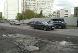 В Череповце две черные иномарки не поделили дорогу: пострадал пассажир (ФОТО)