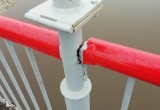 Недавно отремонтированный Красный мост вызывает чувство страха