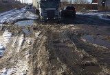 Лужа на улице Гагарина в Вологде потопила грузовую фуру (ФОТО) 