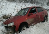 "Бесправный" вологжанин разбил голову, улетев в кювет на трассе в Вологодском районе (ФОТО) 