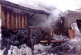 Пять пожарных почти час тушили баню в Череповецком районе (ФОТО) 