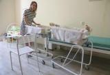 Новорождённые двойняшки в Вологде получили подарки от Губернатора