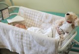 Новорождённые двойняшки в Вологде получили подарки от Губернатора