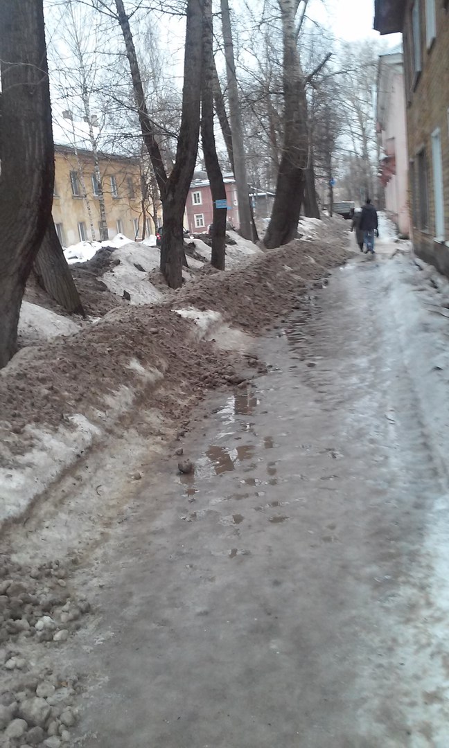 Уборка улиц в Вологде