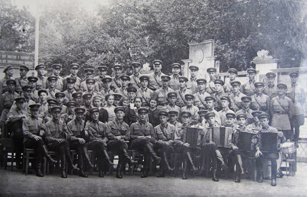 1945 год. Ансамбль 1 Краснознаменной Армии.