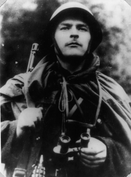 Александр  Яшин  На Ленинградском фронте 1941