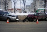 «Subaru» и «Daewoo» столкнулись сегодня в Соколе. Пострадал Вологжанин