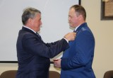 В Вологде наградили медалью «За отвагу на пожаре» сотрудника прокуратуры