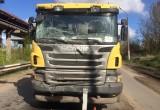  В Череповце самосвал врезался в автобус, один человек пострадал (ФОТО)