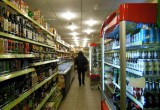 Череповчанин ограбил магазин: добычей стали водка, морс, мед и кетчуп